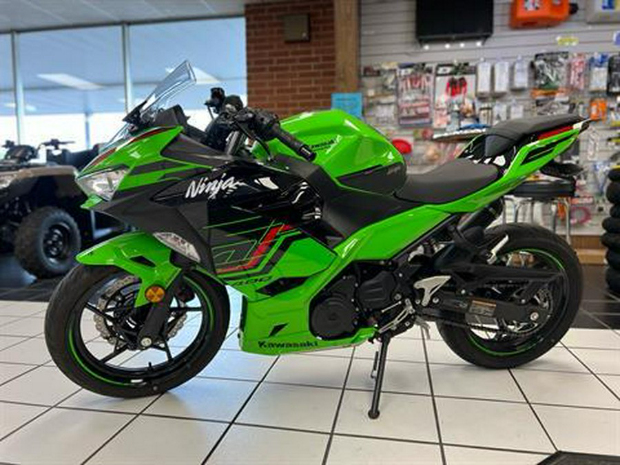 2023 Kawasaki Ninja 400 ABS KRT Edition