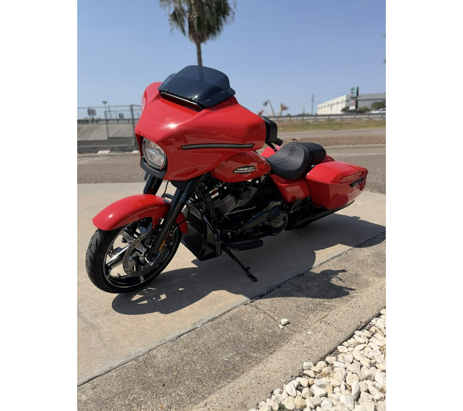 2026 Harley-Davidson Street Glide BLOOD ORANGE