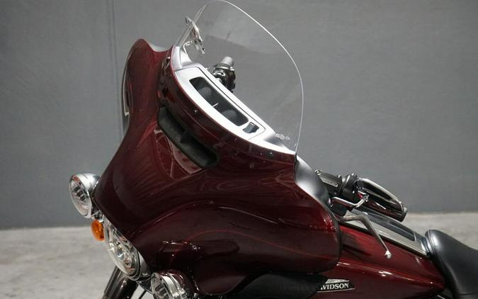 2015 Harley-Davidson® FLHTCU - Electra Glide® Ultra Classic®