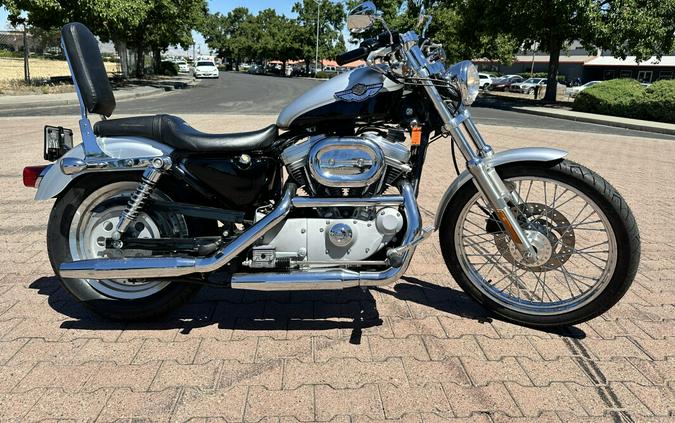 XL 883C 2003 Sportster® 883 Custom