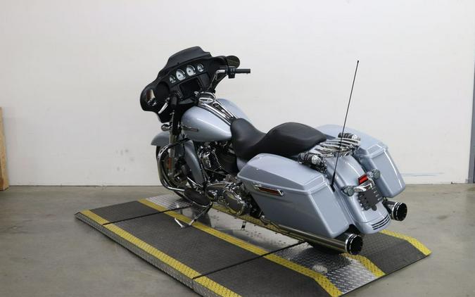 2023 Harley-Davidson® FLHX - Street Glide®