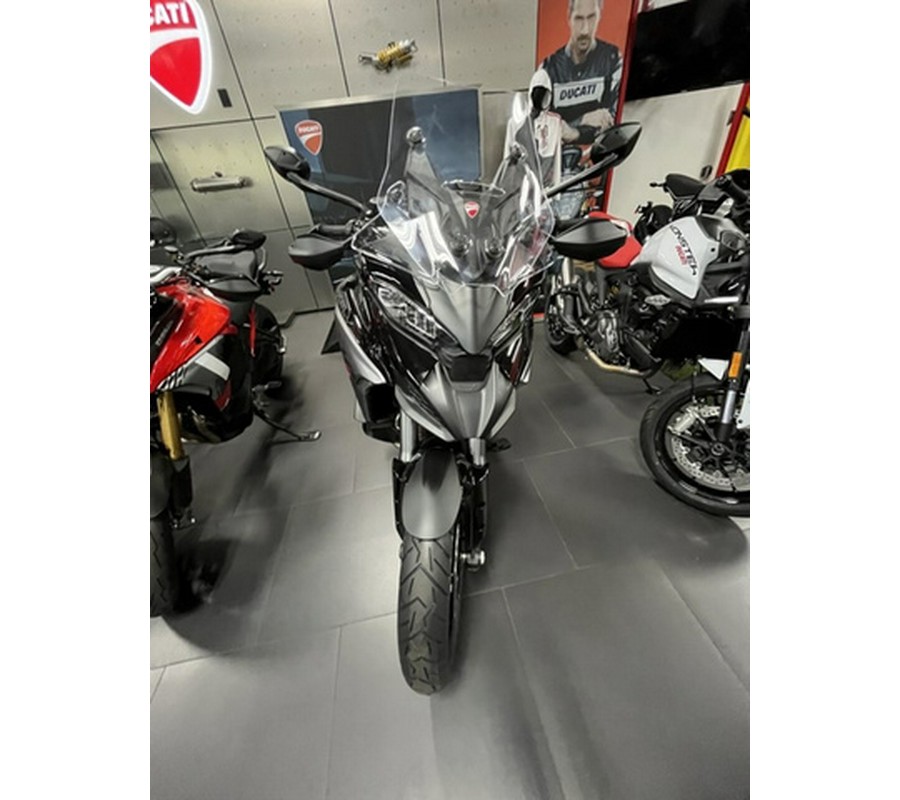 2025 Ducati Multistrada V4 S Travel & Radar Aviator Grey