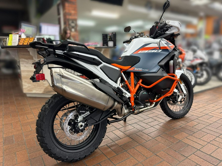 2026 KTM 1390 SUPER ADVENTURE R OT