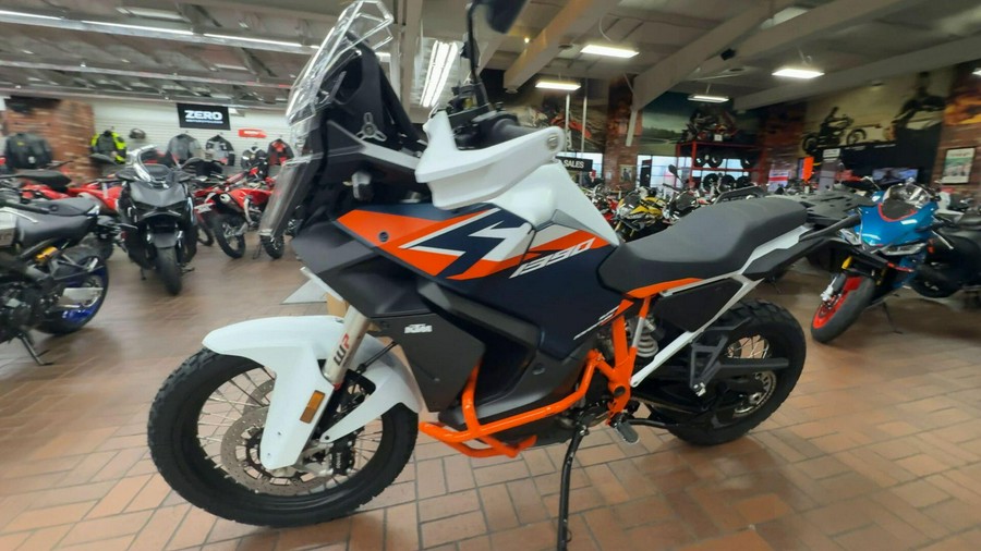 2026 KTM 1390 SUPER ADVENTURE R OT