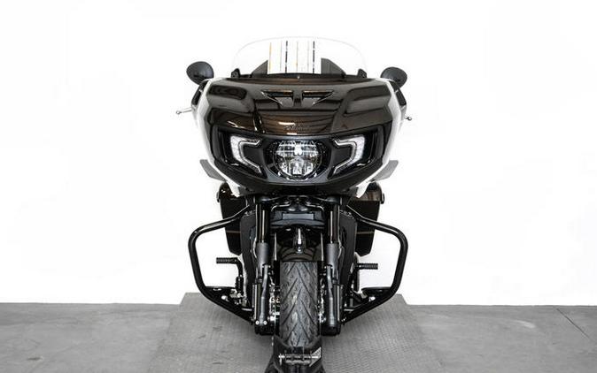 2024 Indian Motorcycle® Challenger® Dark Horse® Icon Smoky Quartz Metallic Pearl/Black Metallic