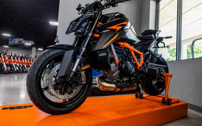 2024 KTM 1390 Super Duke R EVO