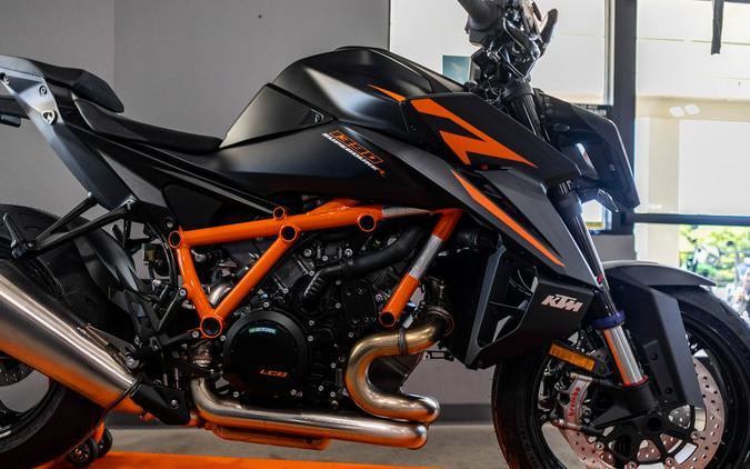 2024 KTM 1390 Super Duke R EVO