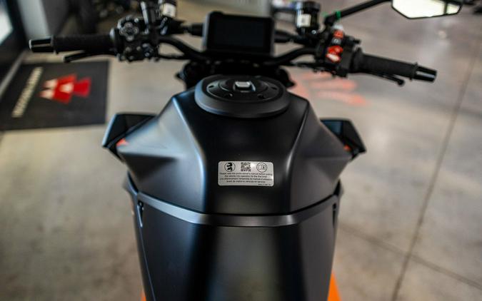 2024 KTM 1390 Super Duke R EVO