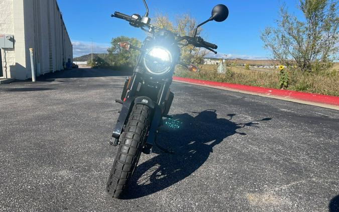 2022 Husqvarna Svartpilen 401