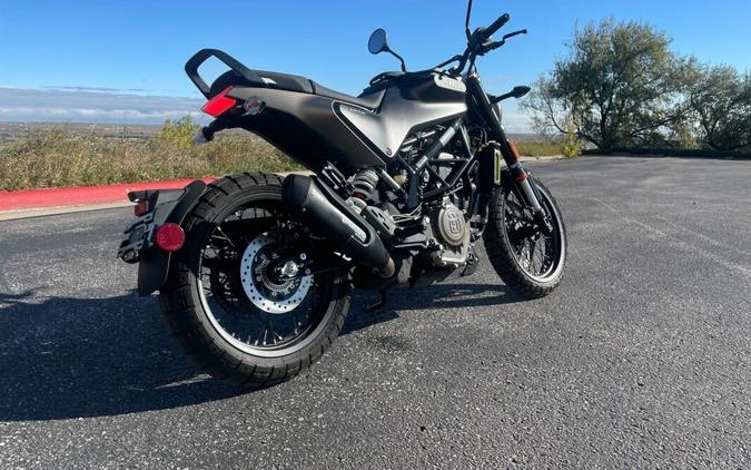 2022 Husqvarna Svartpilen 401