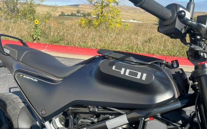 2022 Husqvarna Svartpilen 401