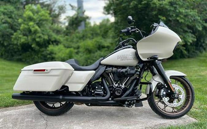 Harley-Davidson’s 2022 Road Glide ST First Ride