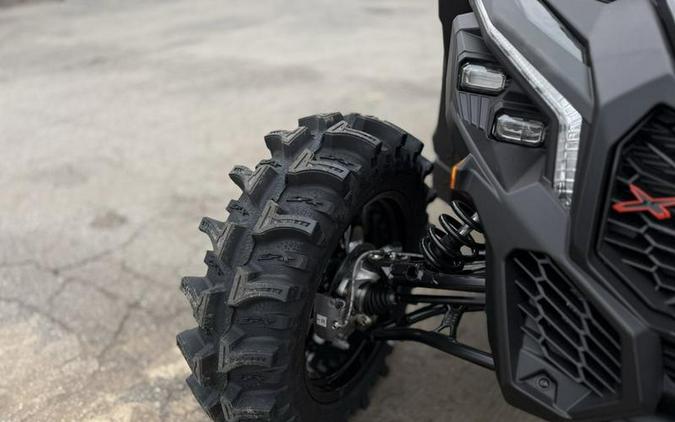 2026 Can-Am® Maverick X3 MAX X ds Turbo RR Triple Black_7.6 in.