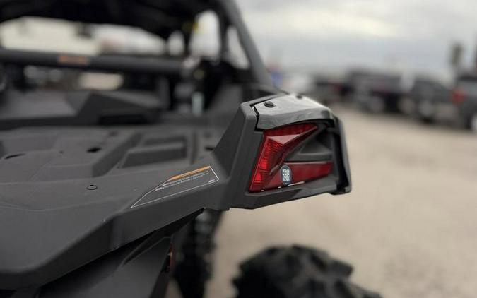 2026 Can-Am® Maverick X3 MAX X ds Turbo RR Triple Black_7.6 in.