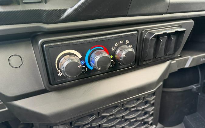 2026 Can-Am Defender MAX Limited HD11