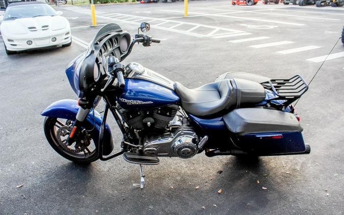 2015 Harley-Davidson® FLHX - Street Glide®