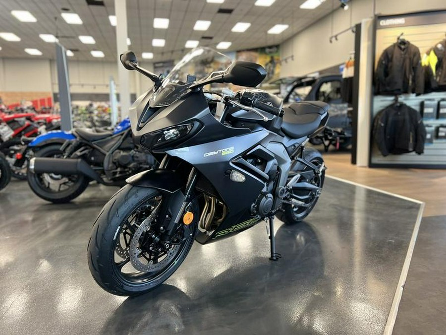 2025 Triumph Daytona 660 Satin Granite/Satin Black