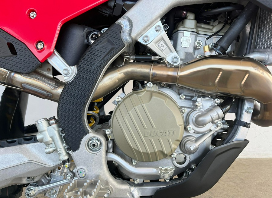 2026 Ducati DESMO 450EDX