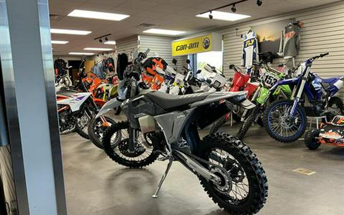 2026 Husqvarna TE 300 Pro