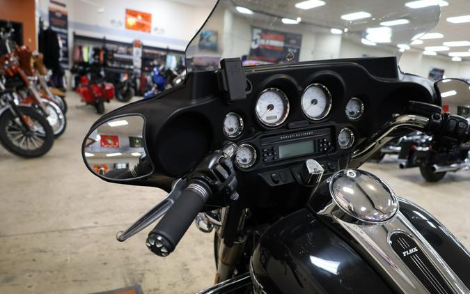 2012 Harley-Davidson® Street Glide® Vivid Black