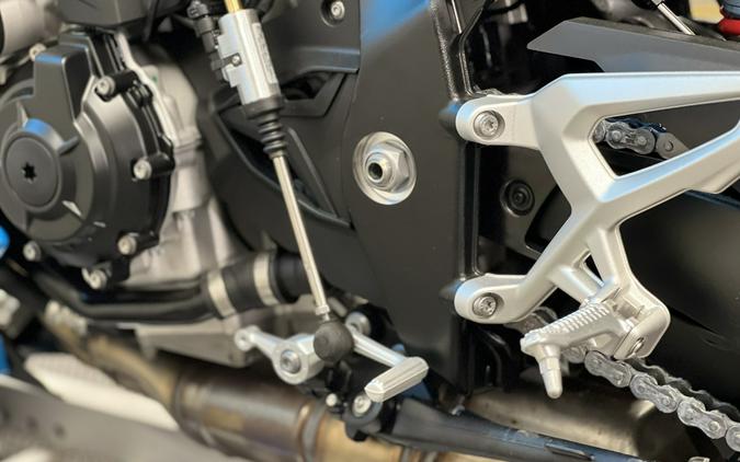 2026 BMW S 1000 R