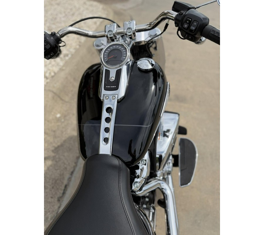 2026 Harley-Davidson Fat Boy VIVID BLACK