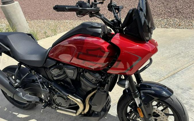 2025 Harley-Davidson® RA1250ST - Pan America® 1250 ST