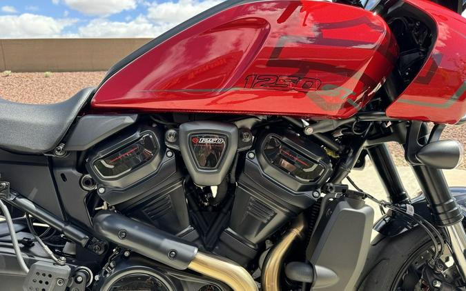 2025 Harley-Davidson® RA1250ST - Pan America® 1250 ST