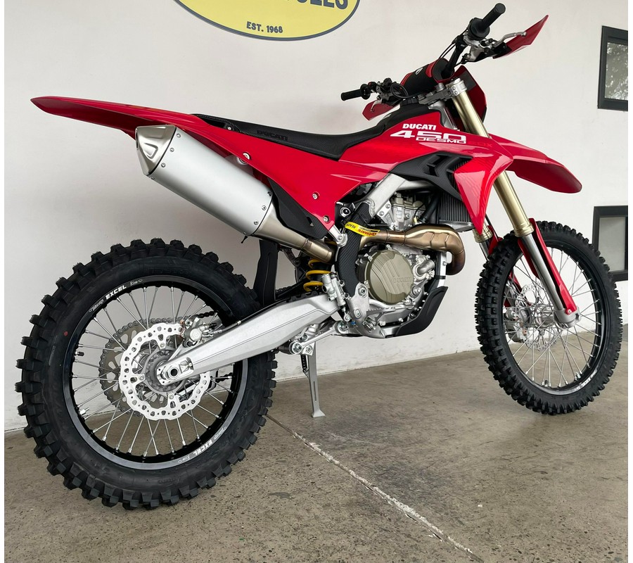 2026 Ducati DESMO 450EDX