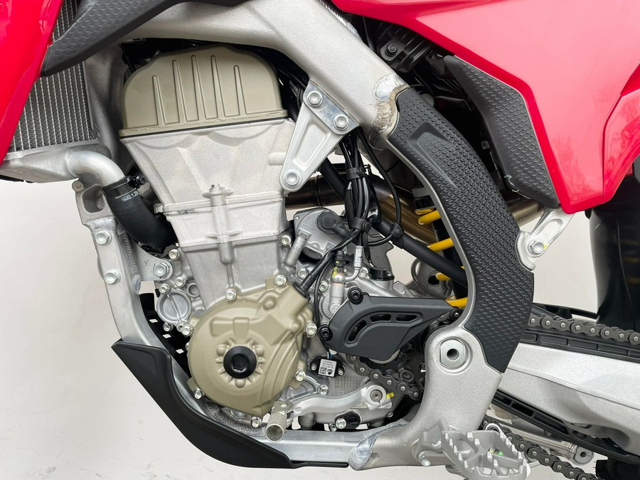 2026 Ducati DESMO 450EDX