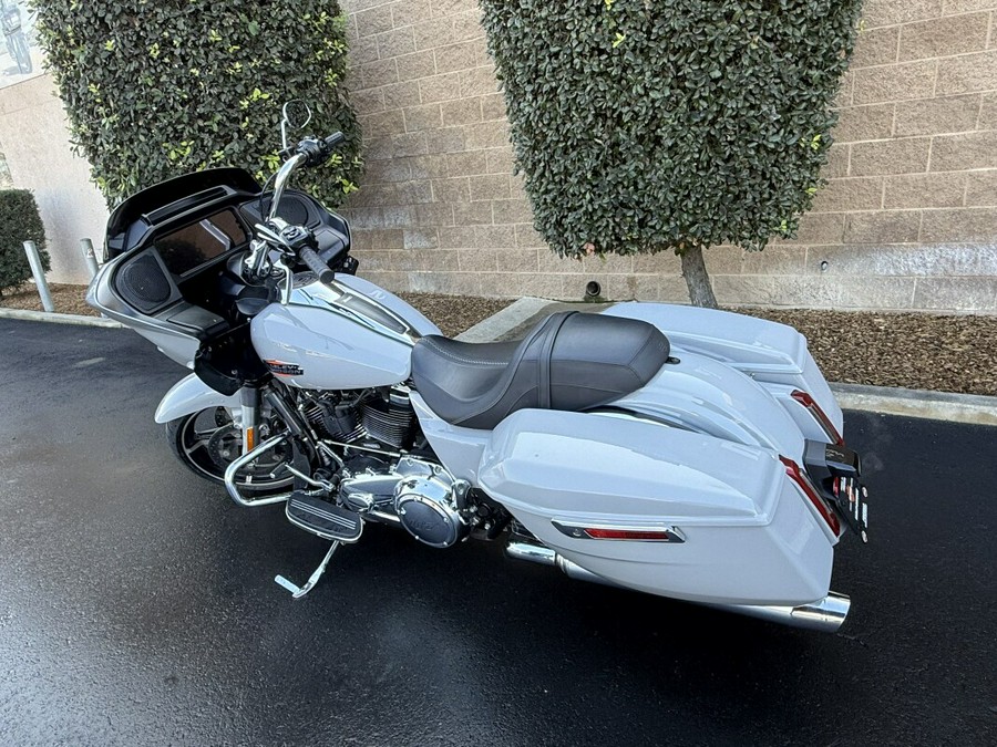 FLTRX 2024 Road Glide®