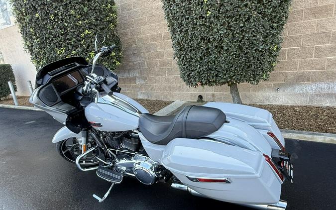 FLTRX 2024 Road Glide®