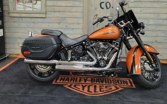 2018 Harley-Davidson FLHCS - Softail Heritage Classic 114