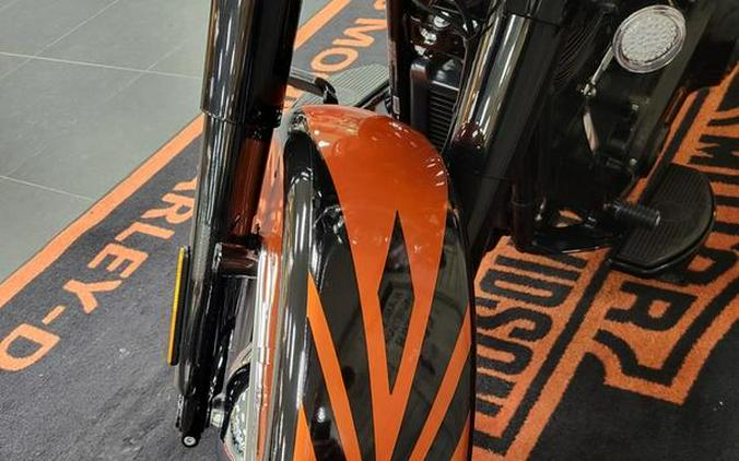 2018 Harley-Davidson® FLHCS - Softail® Heritage Classic 114