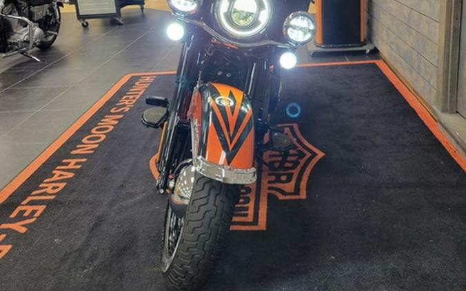 2018 Harley-Davidson FLHCS - Softail Heritage Classic 114