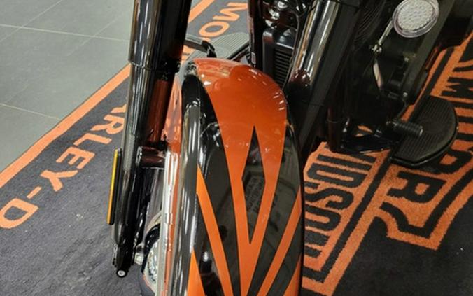 2018 Harley-Davidson FLHCS - Softail Heritage Classic 114