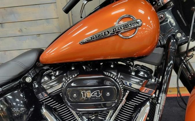 2018 Harley-Davidson FLHCS - Softail Heritage Classic 114