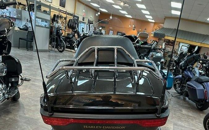 2017 Harley-Davidson® Ultra Limited Black Quartz