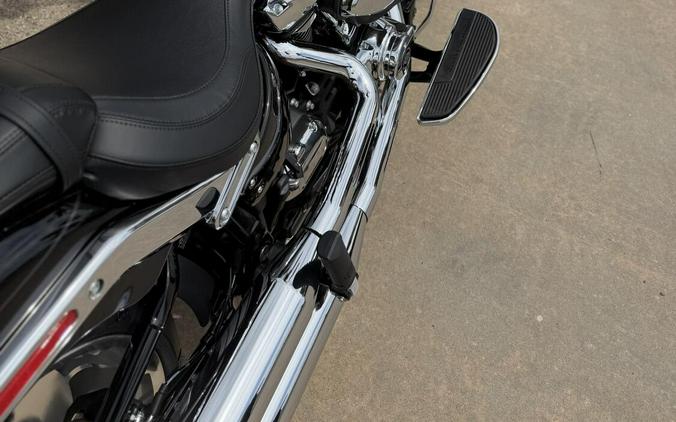 2026 Harley-Davidson Fat Boy VIVID BLACK