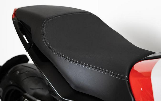 2024 Indian Motorcycle® FTR Indy Red/Black