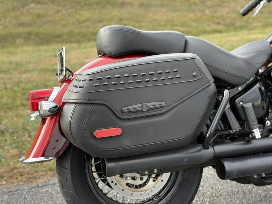 2019 Harley-Davidson® FLHCS - Heritage Classic 114