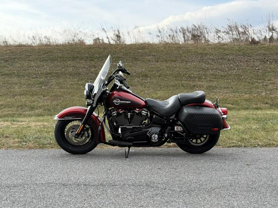 2019 Harley-Davidson® FLHCS - Heritage Classic 114