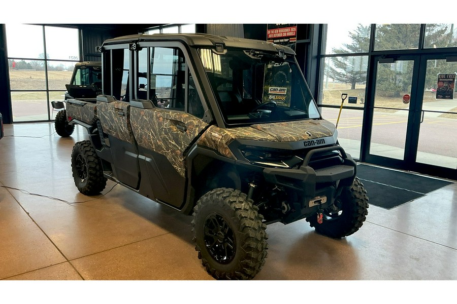 2026 Can-Am DEFENDER MAX LTD CAB HD11