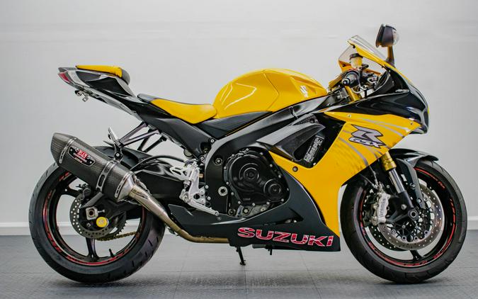 2012 Suzuki GSX-R750™