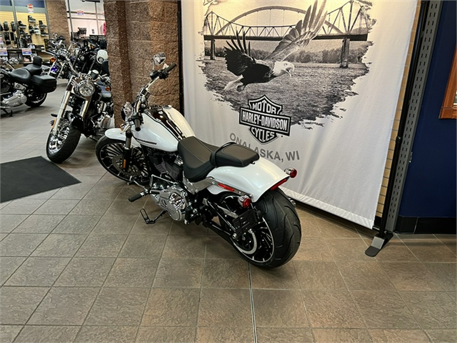 2024 Harley-Davidson Breakout