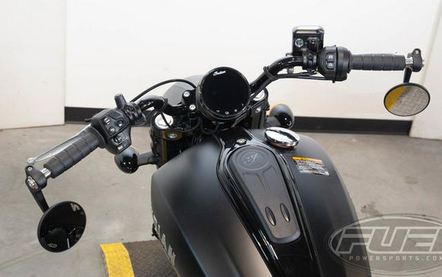 2025 Indian Scout Bobber Limited +Tech Black Metallic