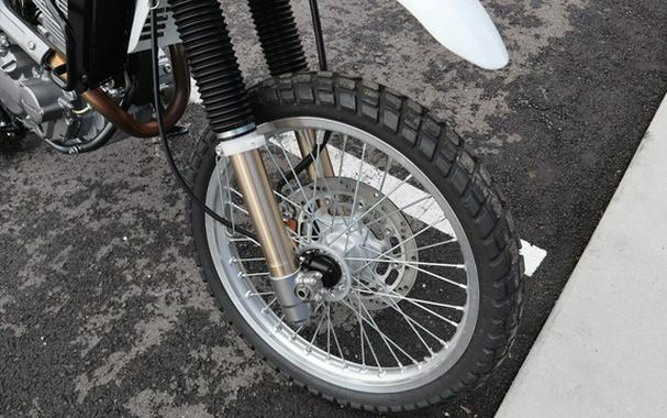 2026 Suzuki DR650S 8T