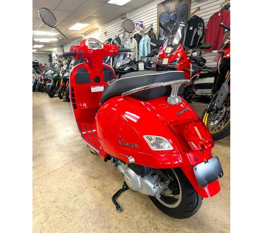 2010 Vespa GTS 300 Super