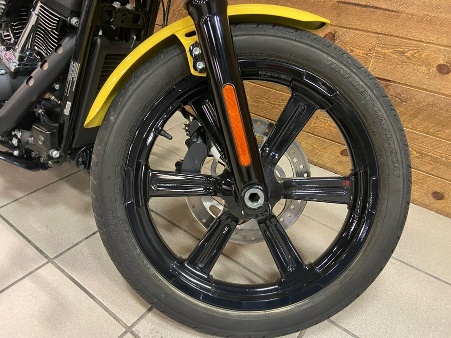 2023 Harley-Davidson Street Bob 114 Industrial Yellow FXBBS