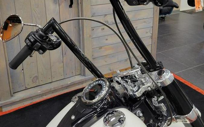 2018 Harley-Davidson® FLSL - Softail® Softail Slim®